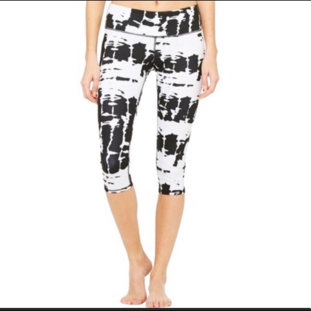 ALO Air Brush Capri Crop Tie Dye Marble Size Small
